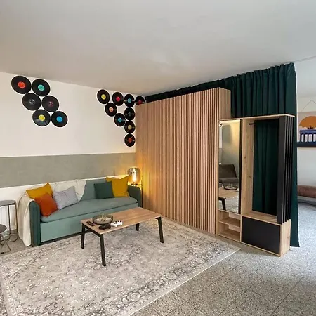 Modern L Netflix L Fast Wifi L Xbox Apartament *