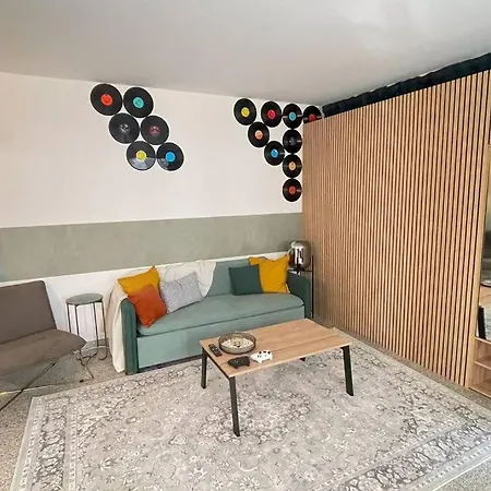 Modern L Netflix L Fast Wifi L Xbox Apartament