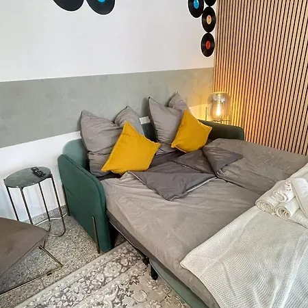 Modern L Netflix L Fast Wifi L Xbox Apartament Berlin