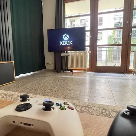 Modern L Netflix L Fast Wifi L Xbox Berlín