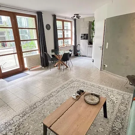Modern L Netflix L Fast Wifi L Xbox Apartament *