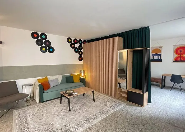 Modern L Netflix L Fast Wifi L Xbox Apartament *