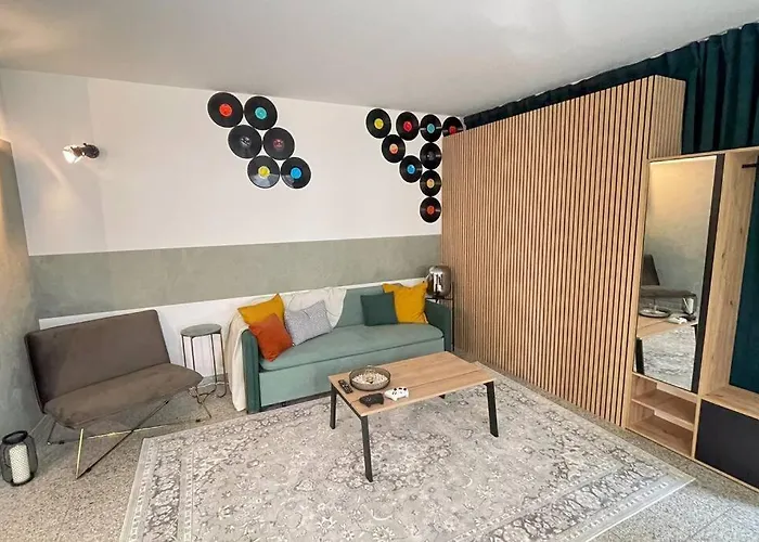 Modern L Netflix L Fast Wifi L Xbox Apartament