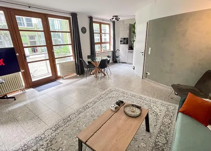 Modern L Netflix L Fast Wifi L Xbox Apartament *